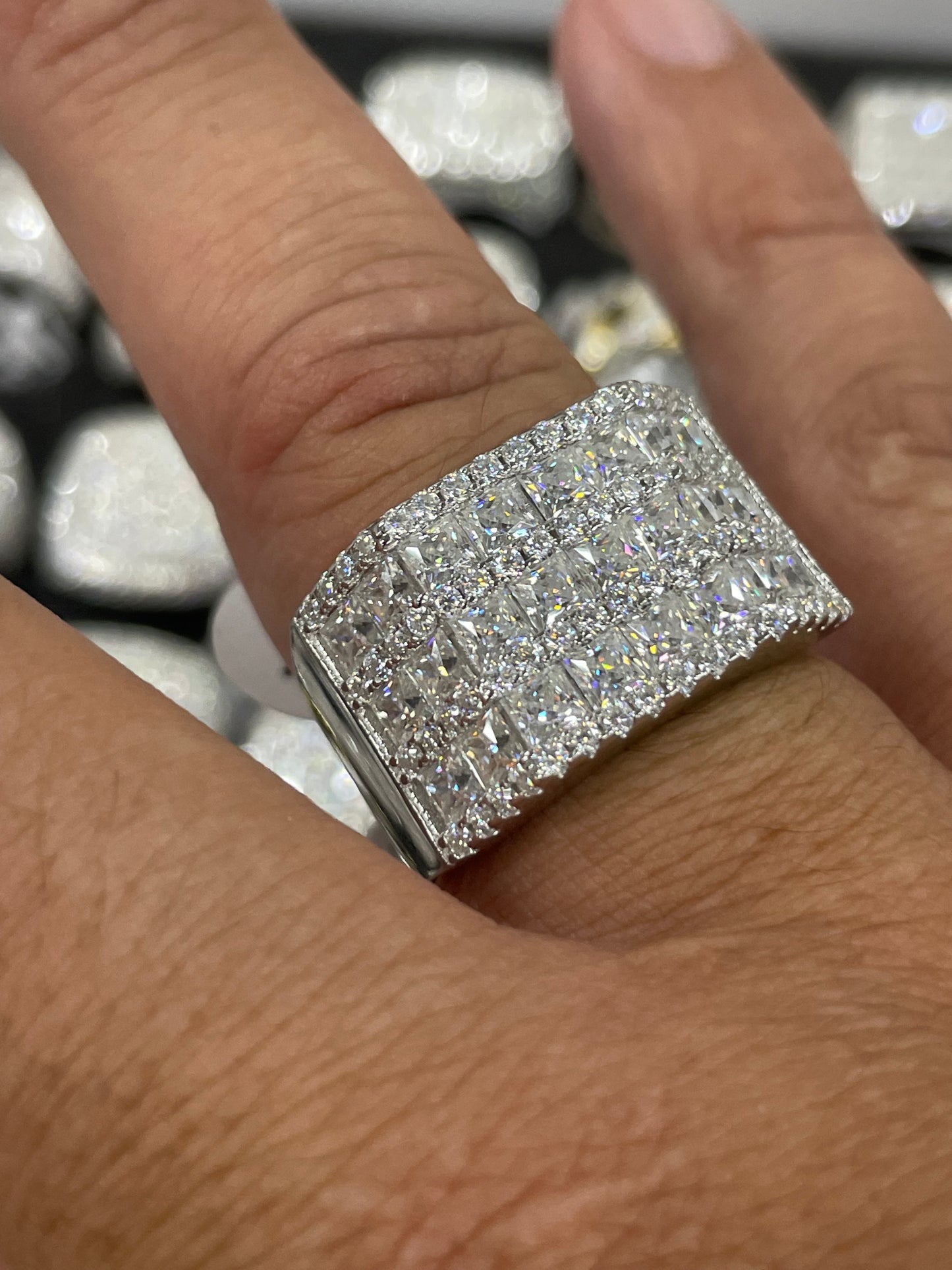 Moissanite princess cut ring