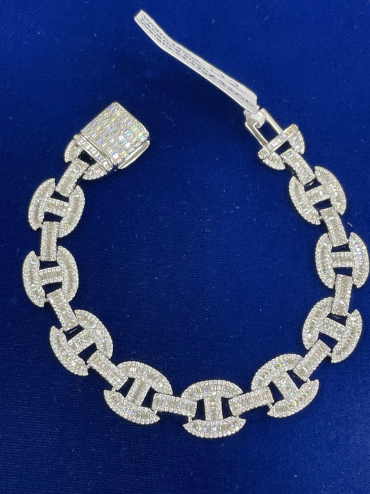 14mm baguette moissanite mariner bracelet