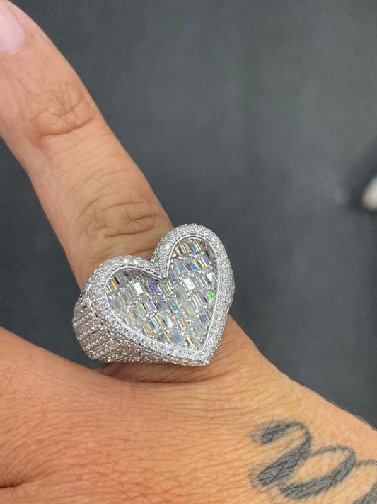 Moissanite heart ring