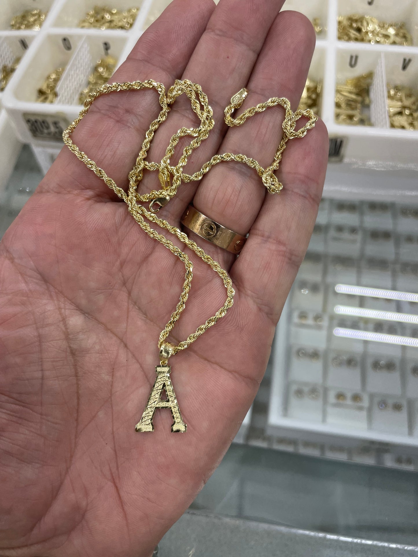 10k gold rope chain & initial set ( 20inch )